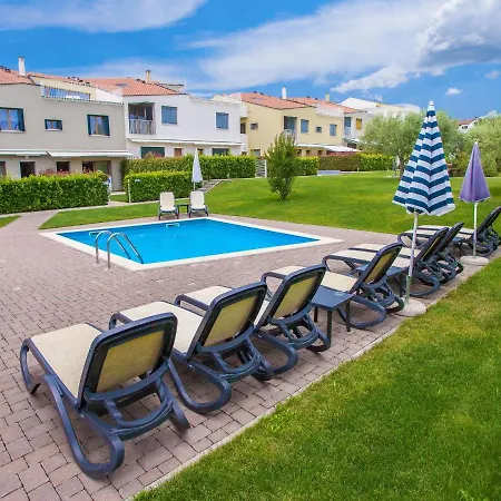 Apartment Maj - Ana - Luxury Family With Pool Porec