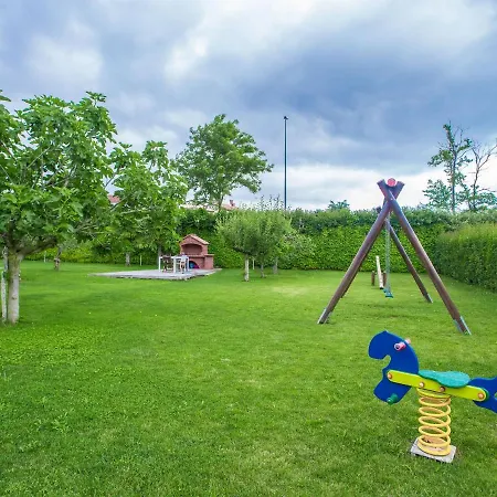 Maj - Ana - Luxury Family With Pool Poreč